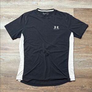 Under Armour Men's Black and White Short Sleeve Tee
